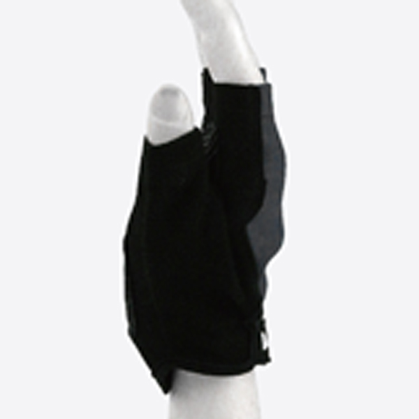 Featuring reflective details and easy-wear design, these gloves enhance visibility and usability. They are ideal for cycling, running, and various outdoor fitness activities.