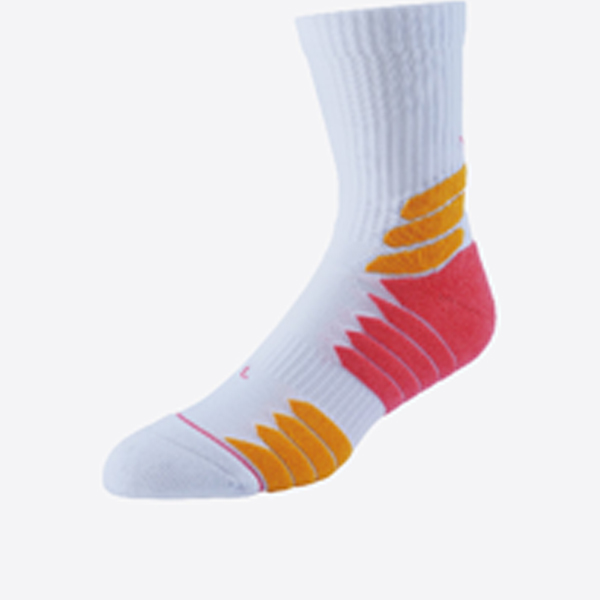 Built with breathable structure, these socks help manage moisture and airflow. They keep feet dry and comfortable during training and competition for lasting athletic freshness.