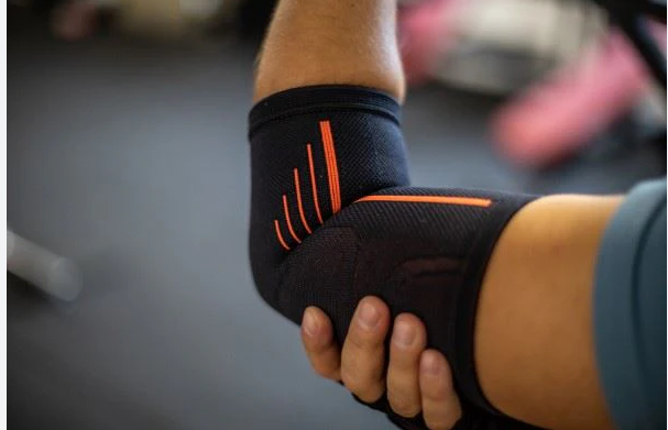 Could Wearing an Elbow Brace the Right Way Reduce Everyday Pain?