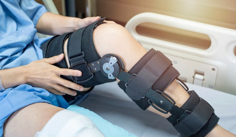 Could Knee Stabilizers Be the Simple Support Many Knees Need